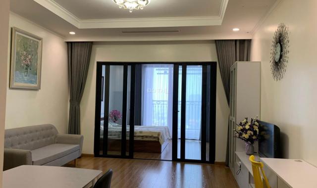 Chính chủ gửi bán căn hộ Royal City 55m2, 1 ngủ, nhà mới đẹp, thiết kế tinh tế.LH: 0987485936