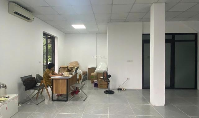 Cho thuê văn phòng 80 m2 , sàn thông như ảnh, đường xá khu đô thị