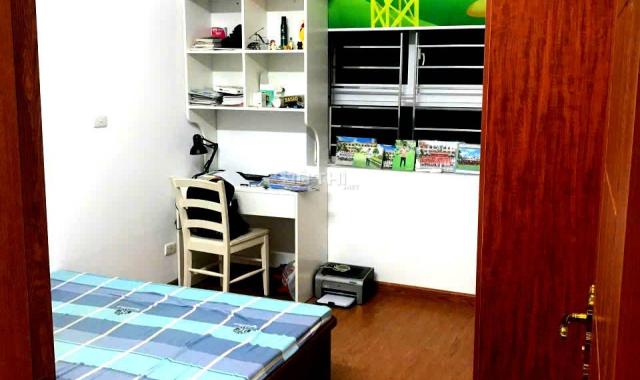 Bán căn hộ chung cư 70 m2, 2 PN mặt đường Nguyễn Chánh