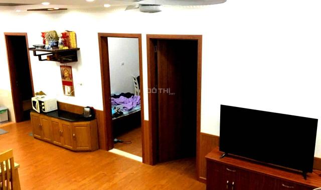 Bán căn hộ chung cư 70 m2, 2 PN mặt đường Nguyễn Chánh