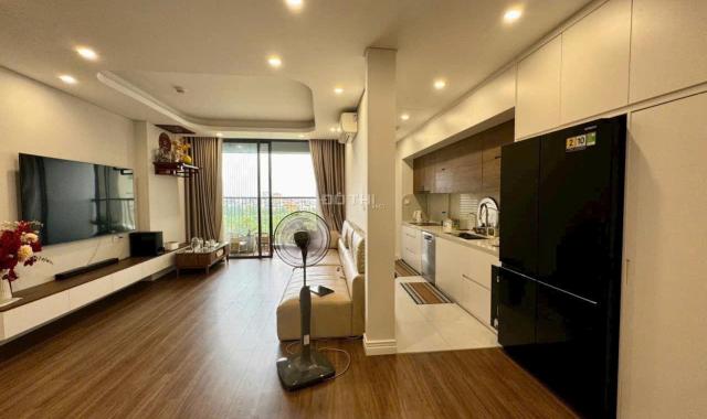 Tôi cần bán CC Ngoại Giao Đoàn 135m2, 3PN & 2WC. Full NT cao cấp đẹp lung linh