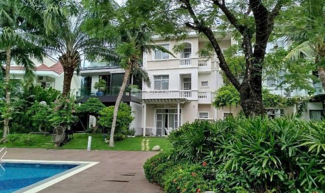 Bán Biệt thự vườn Chateau 3, 7.5*26m, 3 lầu, nội thất đẹp, cạnh hồ bơi