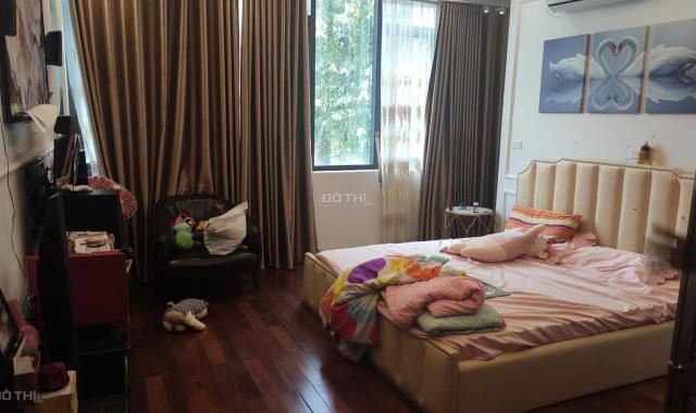 Bán Nhà Mặt Hồ 135 Đội Cấn – Lô Góc, Ô Tô Tránh, View Hồ, Kinh Doanh DT: 75m/5 Tầng/23 Tỷ
