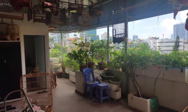 Bán Nhà Mặt Hồ 135 Đội Cấn – Lô Góc, Ô Tô Tránh, View Hồ, Kinh Doanh DT: 75m/5 Tầng/23 Tỷ