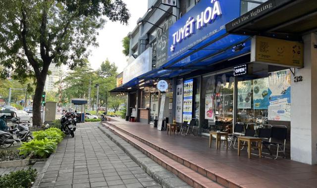 - Diện tích sàn: 109,45m2 gồm 2 toilet, 2 phòng ngủ - Vị trí đẹp, đường lớn, giao thông thuận tiện