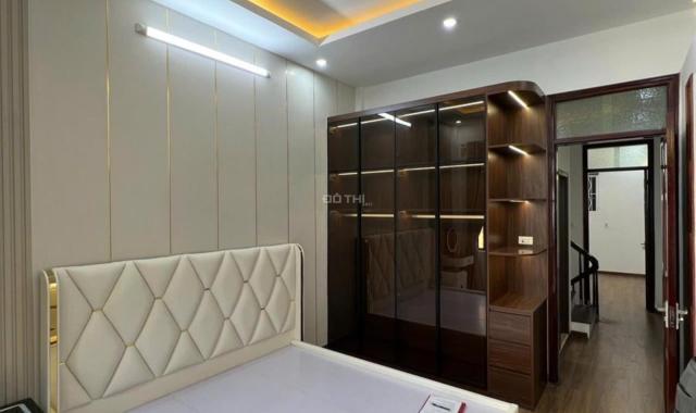 Chính chủ bán nhà riêng 39m2 5 tầng mặt tiền 3,4m2 giá 8,2 tỷ tại Hoàng Quốc Viêt