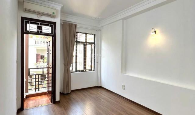 Chính chủ bán nhà riêng 39m2 5 tầng mặt tiền 3,4m2 giá 8,2 tỷ tại Hoàng Quốc Viêt