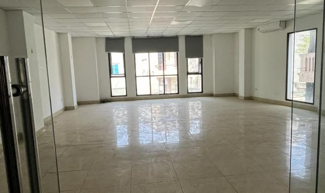 Cho thuê sàn văn phòng Mễ Trì Thượng, 100 m2, sàn thông đẹp