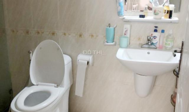 Cần cho thuê chung cư Sài Gòn Town,DT 65m2, 2 phòng ngủ, 2WC 8tr/th