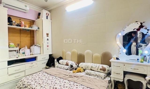 🏠Siêu phẩm Nhà mặt đường đê la thành, lô góc 2 mặt thoáng .DT:33m-5T-MT,5m, Giá chỉ  7.3 tỷ