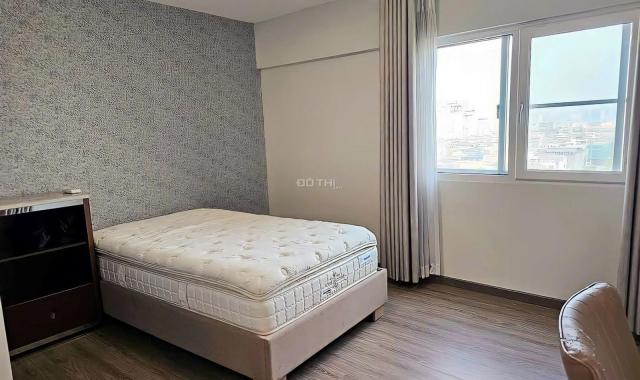 Cho thuê căn hộ Duplex Mỹ Khánh, 195m2, 1 trệt 1 lửng, 4PN view  Quận 1