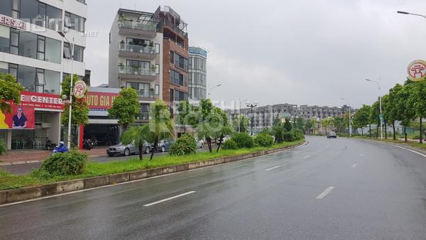 Bán đất Tư Đình, 50m2, MT: 4m, ô tô vào trong đất, cách phố 20m