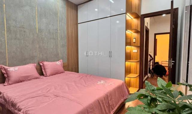 Bán nhà Hoàng Quốc Việt, Quan Hoa, Cầu Giấy, 36M*4T , 4PN , ngõ rộng,gần phố, cách ô tô tránh 100m