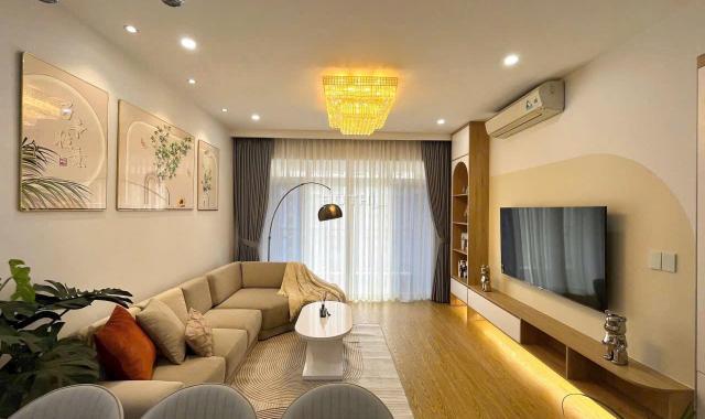 Cho thuê căn hộ Mỹ Khánh 4, Phú Mỹ Hưng dt 112m2 có view hồ bơi và biệt thự