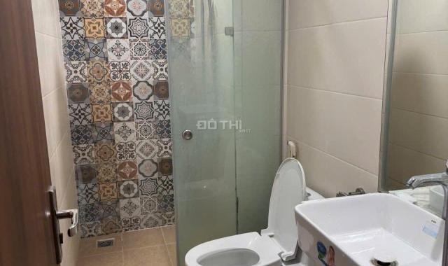 Nhà đẹp ngõ Nhật Chiêu, giá 16.8 tỷ, 53.5m2x7T, thang máy, KD, ảnh thật