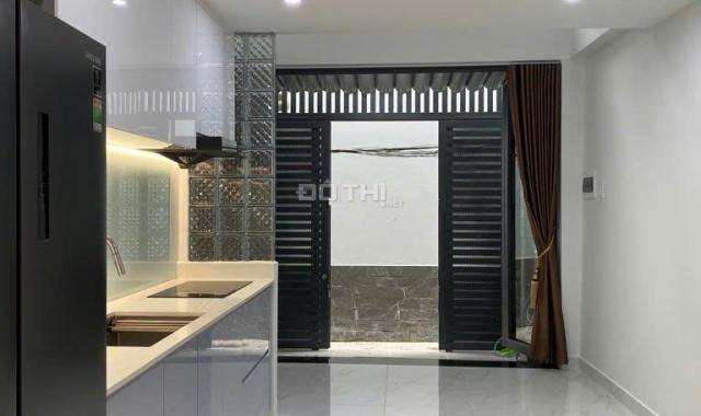 CHỦ CẦN BÁN NHÀ QUẬN 3 LÊ VĂN SỸ GIÁ 6.8ty + 34M2 + 5 TẦNG + 3PN + SỔ VUÔNG