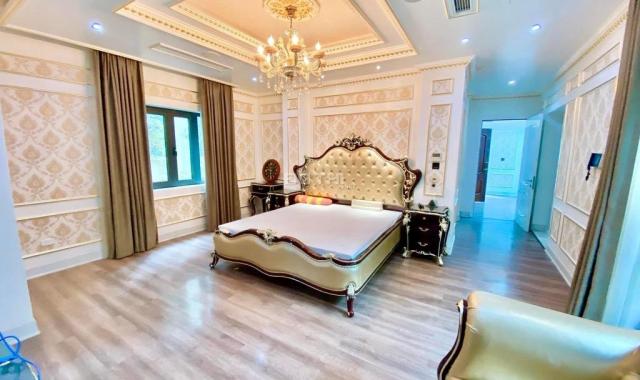 BIỆT THỰ VIP CẦU GIẤY 268,3M. GIÁ 73 TỶ.