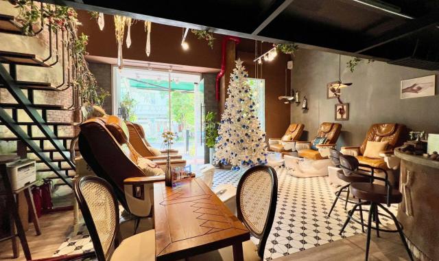 Cho thuê tiệm NAIL SPA ở Phú Mỹ Hưng, Quận 7 có sẵn trang thiết bị máy móc