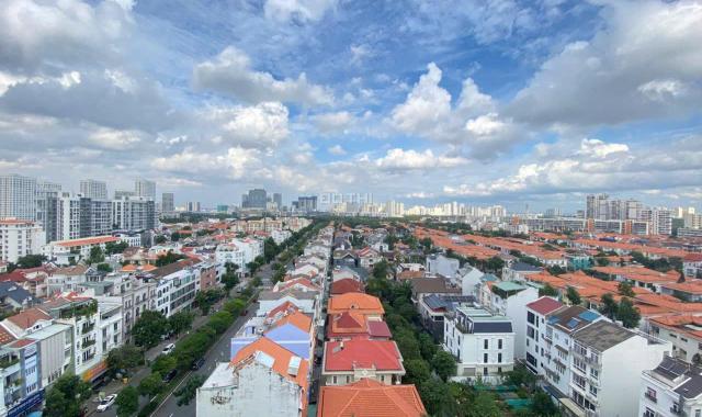 Cho thuê căn hộ Nam Phúc, Phú Mỹ Hưng căn góc view hồ bơi và công viên