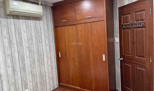 Cho thuê căn hộ chung cư Lô B5 - Tân Vĩnh Q.4. DT 60m2,2PN,1WC 10tr/th 0902855182