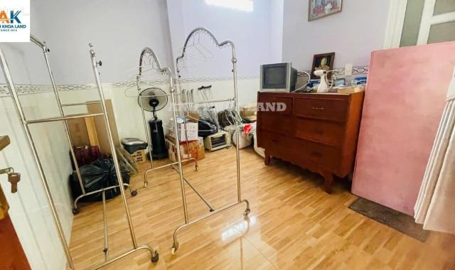 Ngộp-Bán gấp nhà Linh Đông mặt tiền ngay nút Phạm Văn ĐỒng vành đai 2 DT236m2 ngang 8 vừa ở+ KD