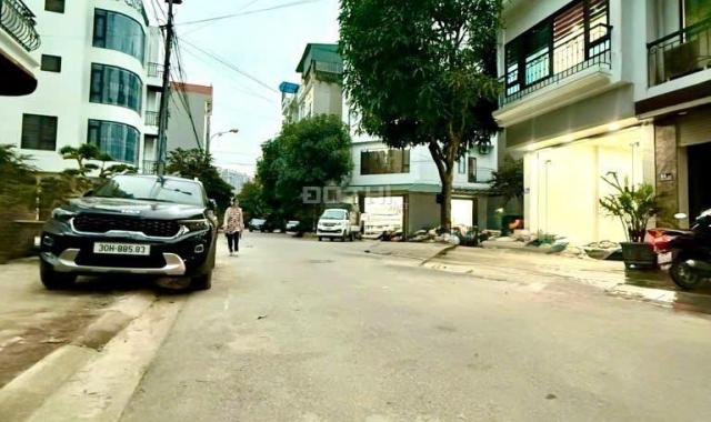 Xuân phương Nam Từ Liêm: Phân lô, vỉa hè, oto tránh 6 tầng thang máy nhỉnh 12 tỷ