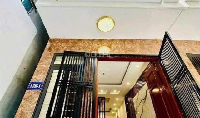 Bán nhà phố Cầu Giấy 35m2 5 tầng full nội thất giá 7 tỷ