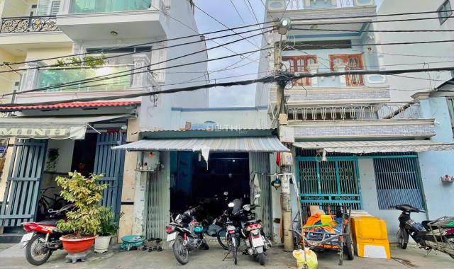 Sở hữu nhà cấp 4 hẻm 9m Lê Văn Qưới, dt: 4 x 14.5m, gác lửng. GIÁ: 5.5 TỶ. Lh: 0934196986