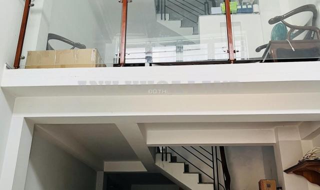 Hót-Nhà 3 tầng ngay Hoàng Diệu 2 hẻm thông tứ hướng DT (4.5x23) sẵn TN 35tr/th giá nhíc 9 tỷ