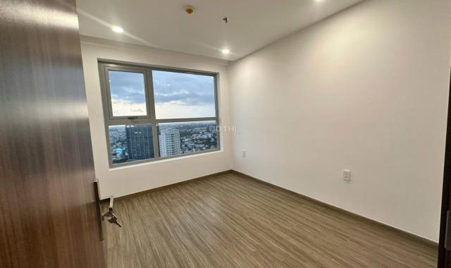 Tôi chính chủ cần sang lại căn hộ 2PN 69m2 giá 2tỷ39 - Tầng trung view đẹp, sổ sẵn, có bank hỗ trợ