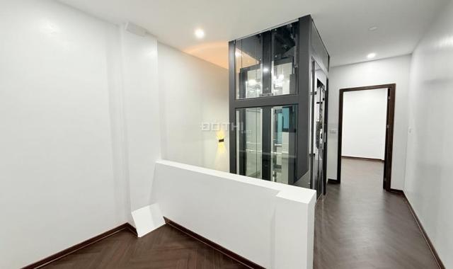 Nhà riêng phố Hoàng Mai - 65m2, 4 tầng - thang máy nhập khẩu - 3 bước ra ô tô