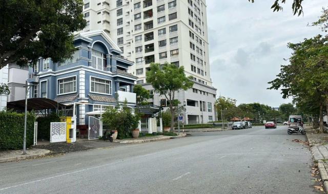 Cho thuê Gấp biệt thự Mỹ văn 18*16m, 3 lầu, giá rẻ mặt tiền đường 19