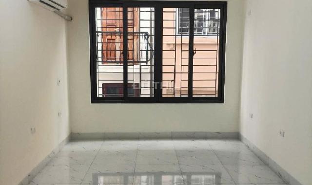Bán nhà Hào Nam-Đống Đa, ngõ to kinh doanh tốt, 35m2 x 5T đẹp mới. Giá 7,58 tỷ