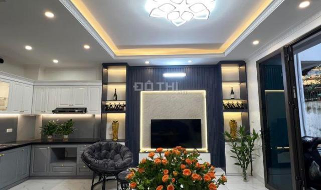 BÁN NHÀ NGUYỄN CHÍ THANH, HƠN 50M2, ĐƯỜNG Ô TÔ TẢI TRÁNH NHAU