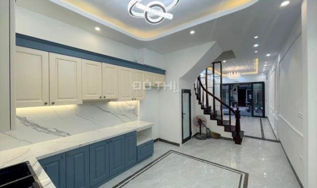 BÁN NHÀ VƯƠNG THỪA VŨ, DT LỚN, Ô TÔ TRÁNH, SÁT PHỐ KINH DOANH THUẬN LỢI