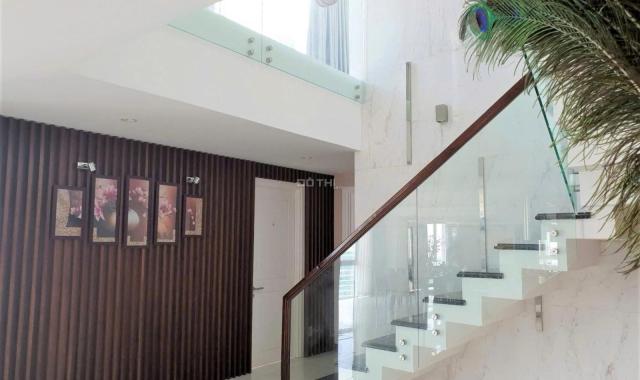 Bán căn hộ penhouse Riverpark Residence 534m2, 2 lầu, có sân vườn rộng