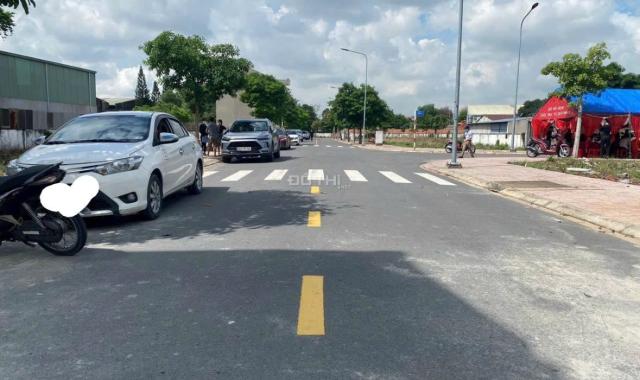 Bán đất tại Khu nhà ở thương mại Lê Phong Bình Chuẩn 2 diện tích 76.3m2 giá 2.4 Tỷ