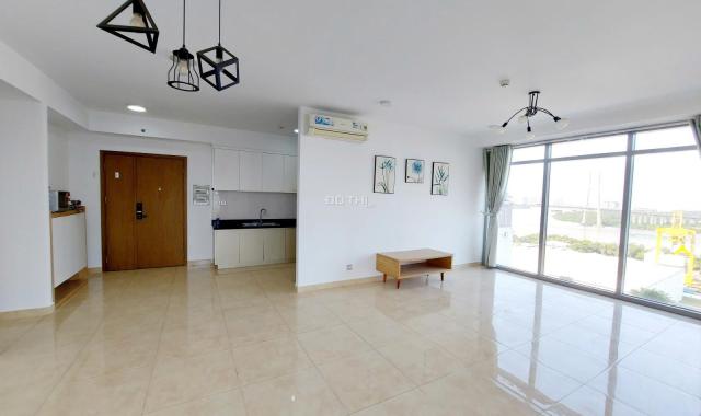 Bán căn góc 3PN, Sân vườn, 121m2, sổ hồng có sẵn. LH: 0978272427 - zalo