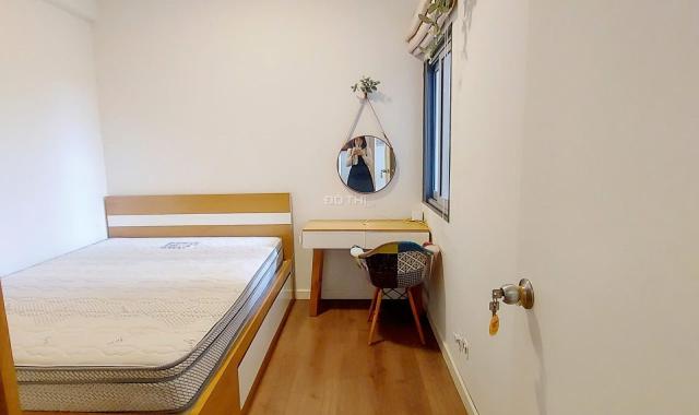 Bán căn hộ 2PN, Sân vườn riêng, chung cư Luxgarden. Sổ có sẵn. Giá: 3 tỷ5 . LH: 0978272427 (zalo)