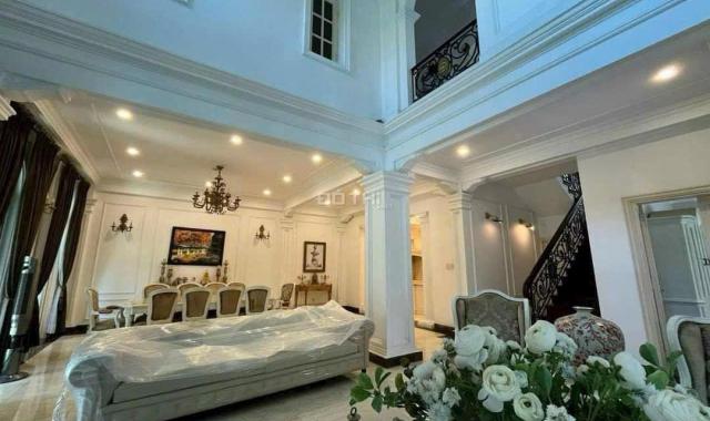 Cho thuê Biệt thự đơn lập Mỹ Quang, 352m2, nhà đẹp, ngay phú mỹ hưng