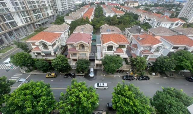 Bán Gấp Căn hộ Cảnh viên 2, 118m2, 3PN, nhìn biệt thự và công viên Q.7