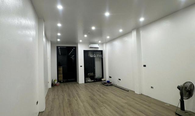 Cho thuê văn phòng khu dịch vụ Vạn Phúc, dt 50 m2 xây mới