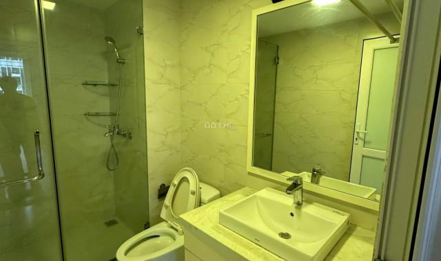 Cho thuê nhà riêng Vạn Phúc, 80 m2 x 5 tầng, thang máy, nhà đẹp