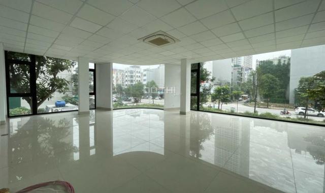 Cho thuê văn phòng Vạn Phúc, 80 m2/tầng, sàn thông đẹp