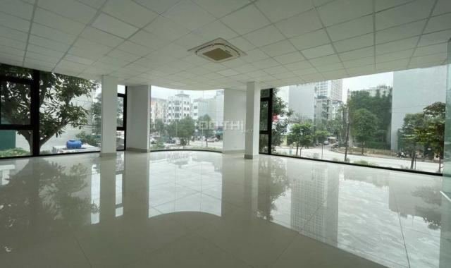 Cho thuê văn phòng Vạn Phúc, 80 m2/tầng, sàn thông đẹp