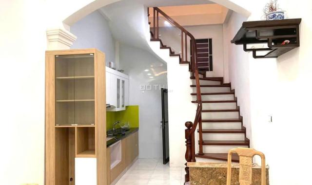 Nhà đẹp trung tâm Cầu Giấy 35m2 5 tầng vừa ở vừa cho thuê tốt