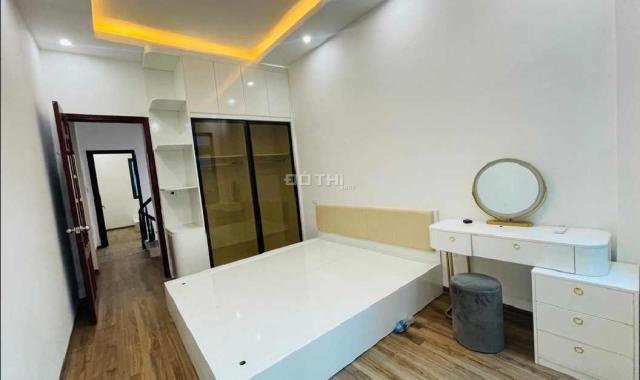 Bán nhà 6 tầng, 36m2 tại Khương Trung, ô tô đi qua nhà, giá siêu hời