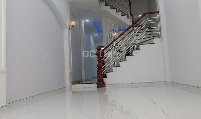 Bán nhà mặt tiền DT(4m x19m) ~80m2, P. Tân Thành, Q. Tân Phú ( 13 tỷ)