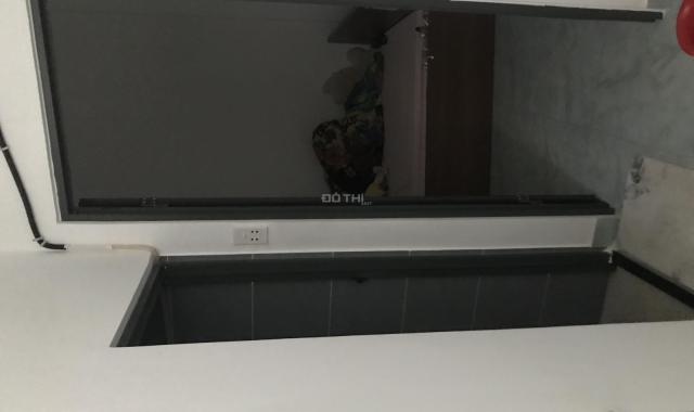 Bạn nhà: 5/44 Bình trị đông, BTĐ A, Bình tân. Hẻm 4m. DT: 3*10 (1 trệt, 3 lầu). SHR. Giá: 3,95tỷ