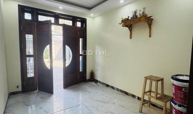 Bán nhà mặt ngõ Trần Hưng Đạo, Hà Đông, lô góc, ô tô đỗ cửa, Kinh doanh tốt